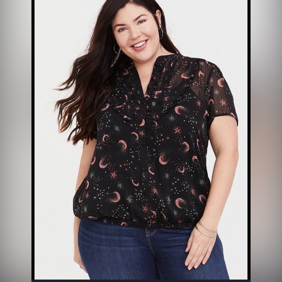 torrid Tops - Black Star Print Chiffon Banded Top-Torrid